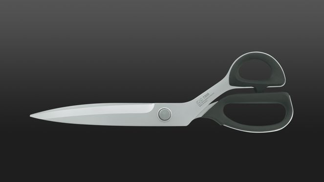 
                    The extra long scissors has a 12cm long blade