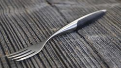 Schweizer Messer, Schweizer Steakgabel