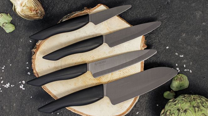 
                    Couteau de cuisine Shin grand de la série de couteau Shin de Kyocera
