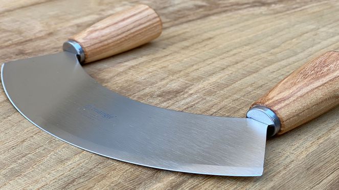 
                    Mincing knife with wooden handle made of ash wood