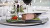 
                    Fourchette à steak suisse – sur la table