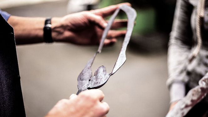 
                    The Knife Jade: a symbiosis of Solingen forging with perfect craftsmanship